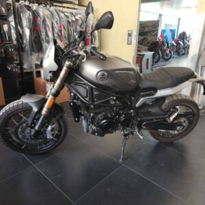 Benelli Leoncino 800 Trail (2022)