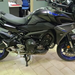 Yamaha Tracer 9 / 900 (2018) velmi pěkný