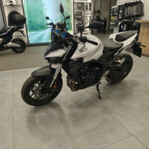 Honda CB 1000 Hornet (2025) TOP stav, 6500 km