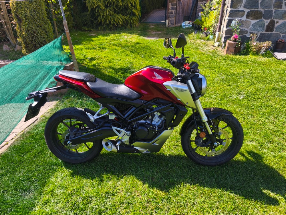 Honda CB 125 R Neo Sports Café (2021) TOP, 6200km - Obrázek 2