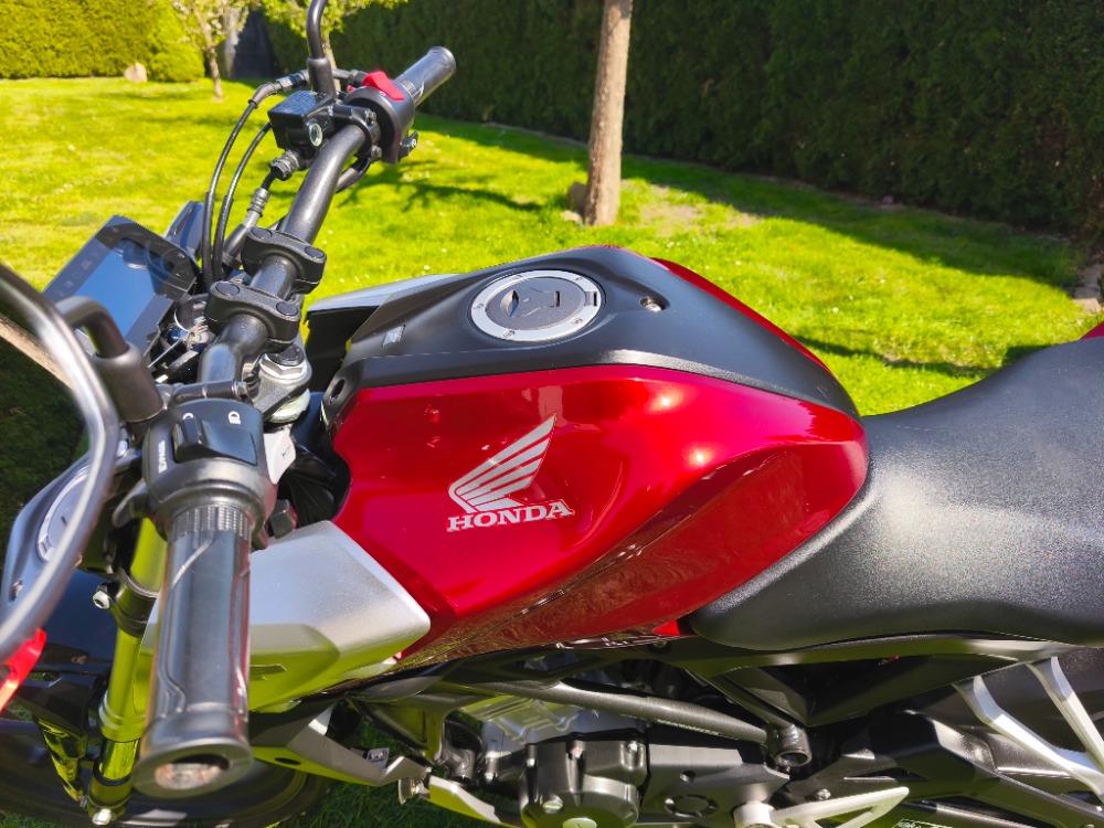 Honda CB 125 R Neo Sports Café (2021) TOP, 6200km - Obrázek 4