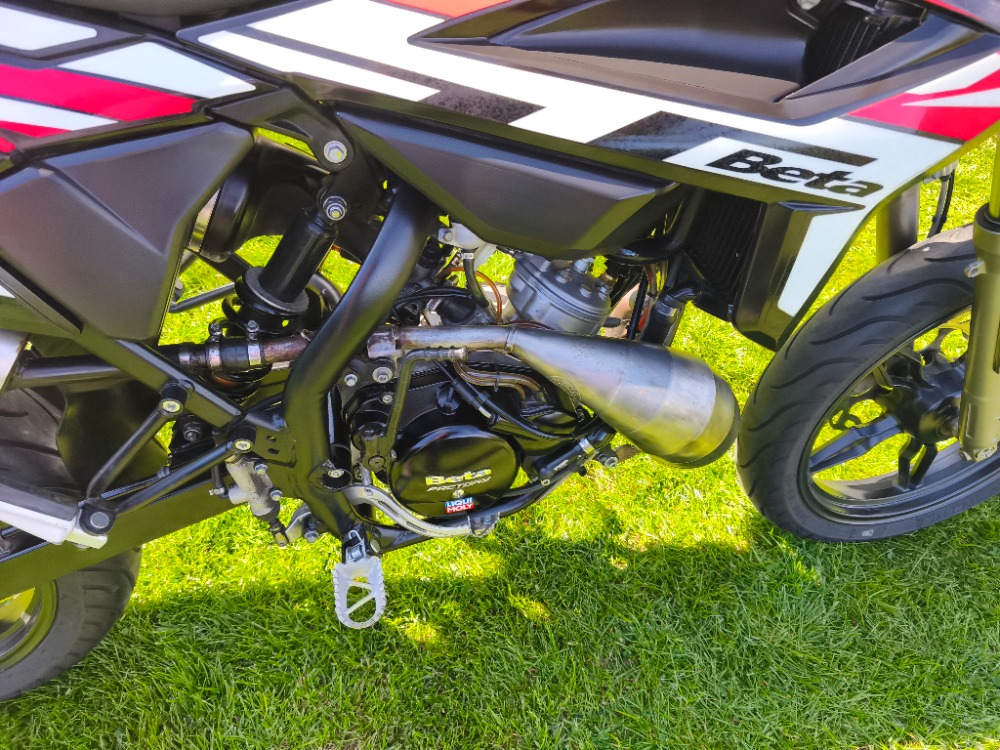 Beta RR 50 Racing Motard 2T (2023) TOP, 6200km - Obrázek 4
