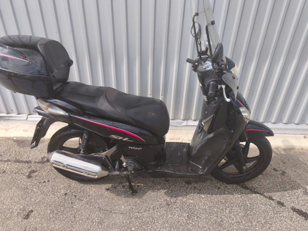 Honda SH 125i SPORT (2007) VÝPRODEJ - Obrázek 2