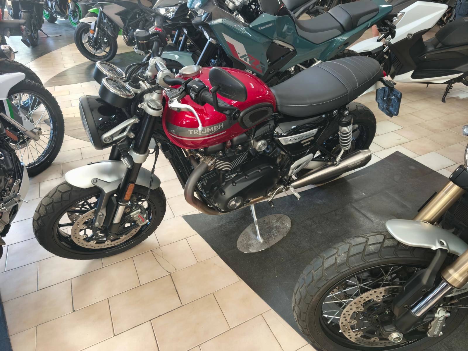 Triumph Speed Twin 1200 (2022) TOP