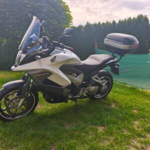 Honda VFR 800 X Crossrunner (2013) nádherný kousek
