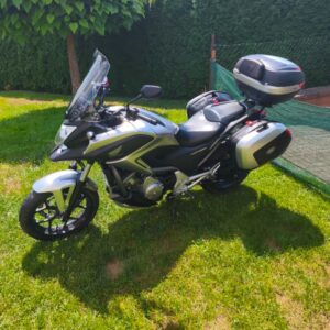 Honda NC 700 X (2013) 3 kufry, 35kW, 20 tis.km, servis