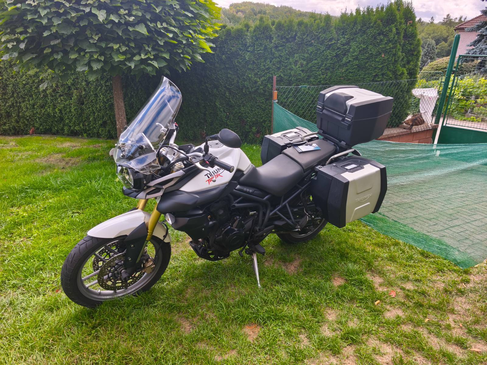 Triumph Tiger 800 XR (2011) 20 tis.km, kufry, po servisu