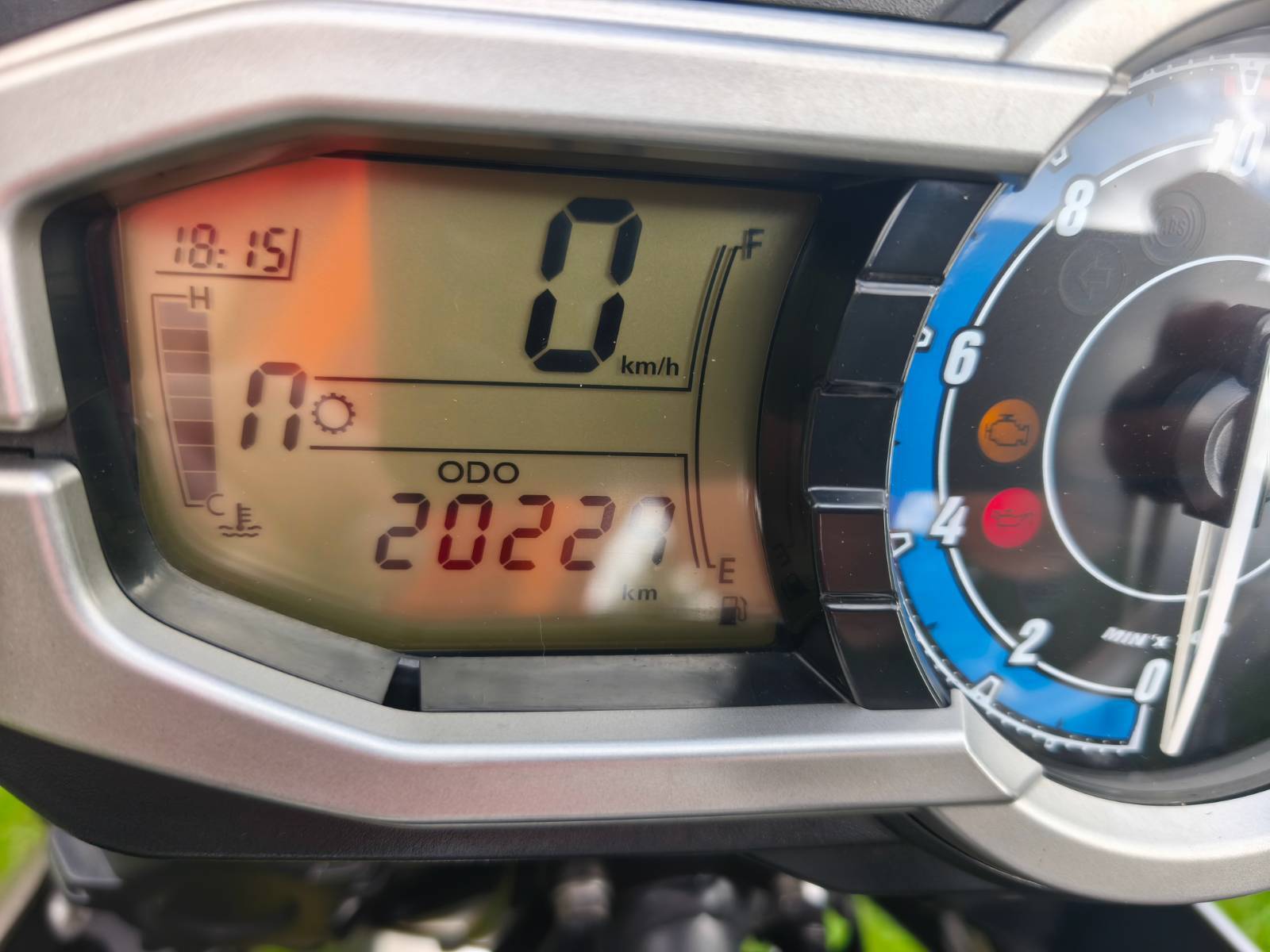 Triumph Tiger 800 XR (2011) 20 tis.km, kufry, po servisu - Obrázek 3