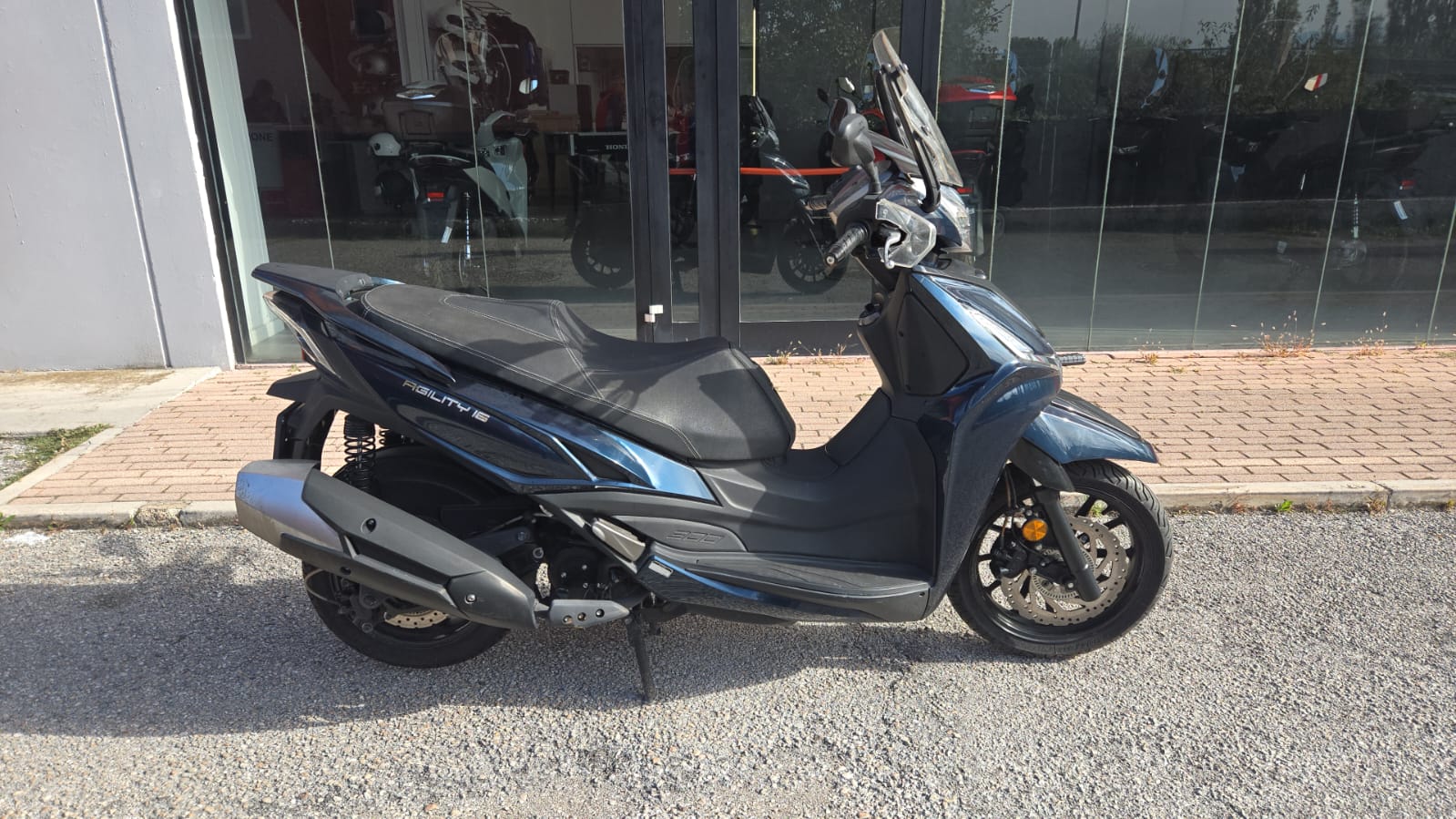 Kymco Agility 300i.e. ABS (2022) plexi - Obrázek 2
