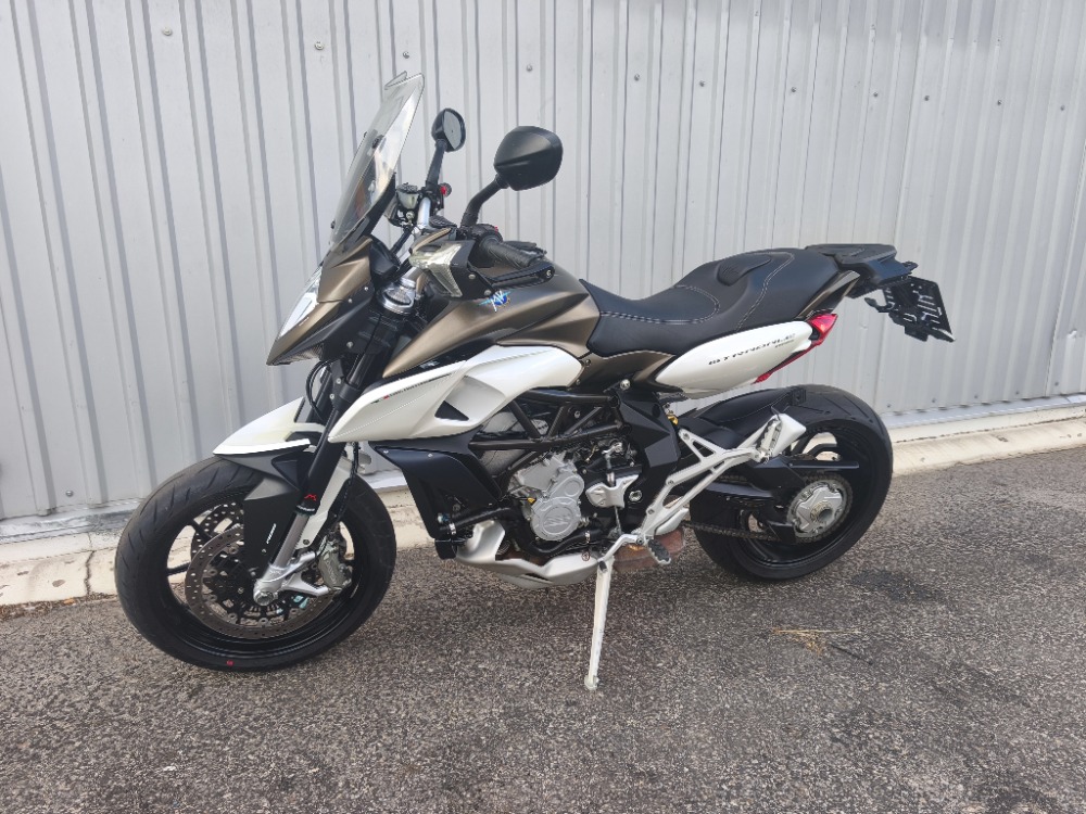 MV Agusta Stradale 800 ABS (2014)