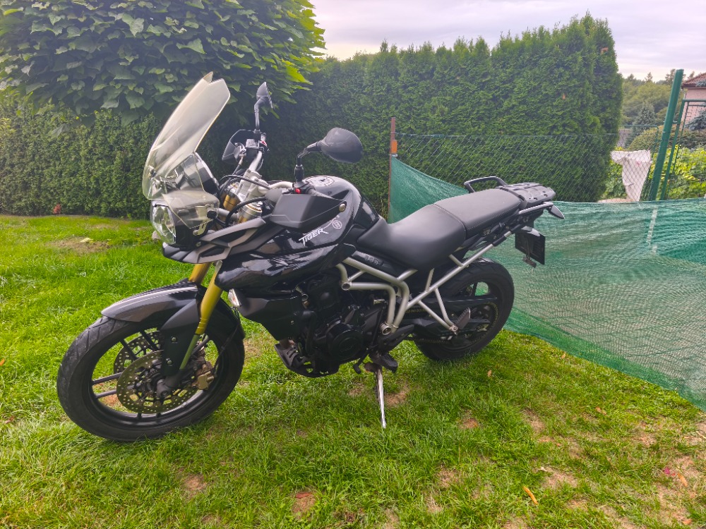Triumph Tiger 800 XR (2011) po servisu