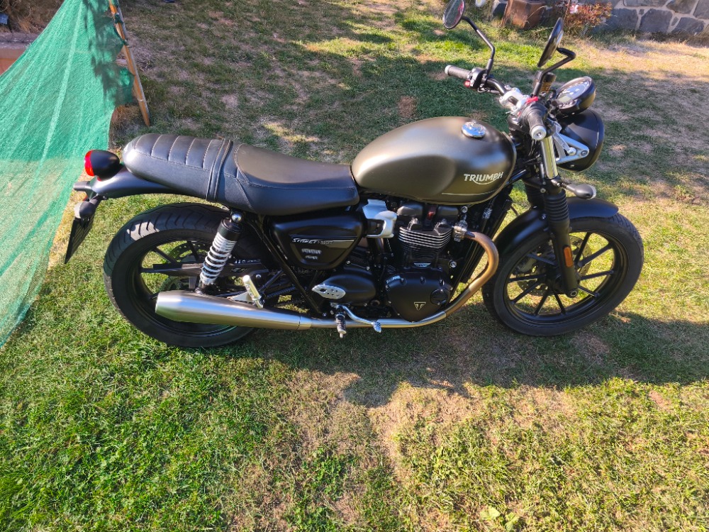 Triumph Street Twin 900 (2021) nádherný - Obrázek 2