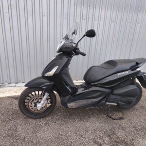 Piaggio Beverly 125 i.e. (2016) řp.sk.B, 22 tis.km