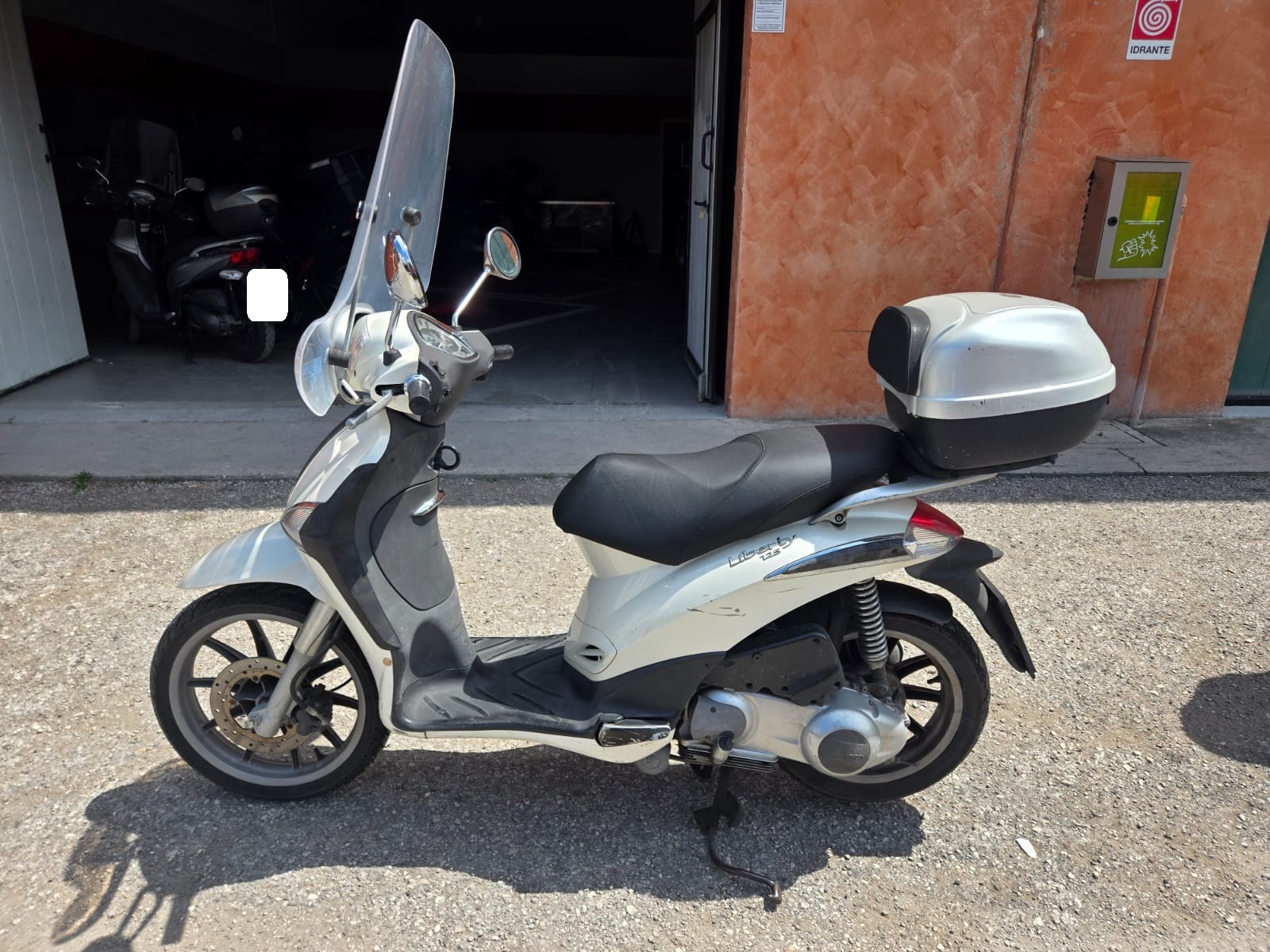 Piaggio Liberty 125 (2009) řp.sk. B, plexi, kufr