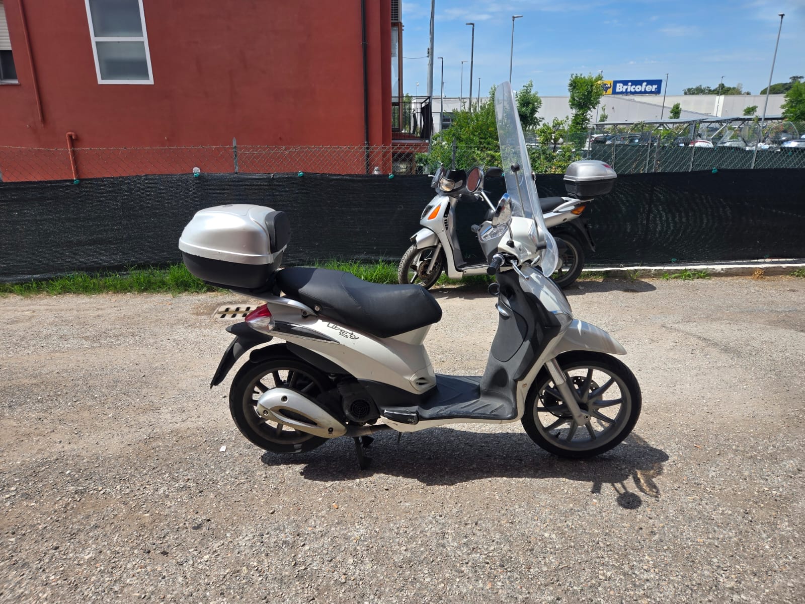 Piaggio Liberty 125 (2009) řp.sk. B, plexi, kufr - Obrázek 2